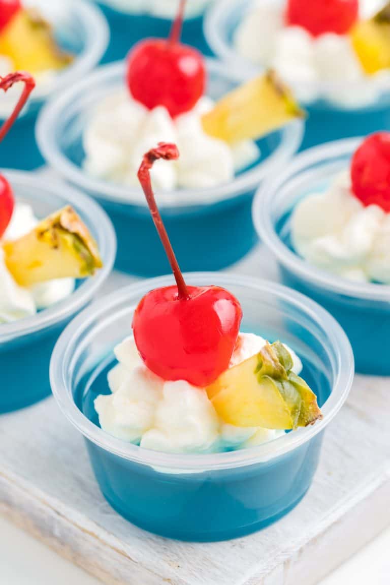 How To Make Easy Blue Hawaiian Jello Shots Days Of Baking