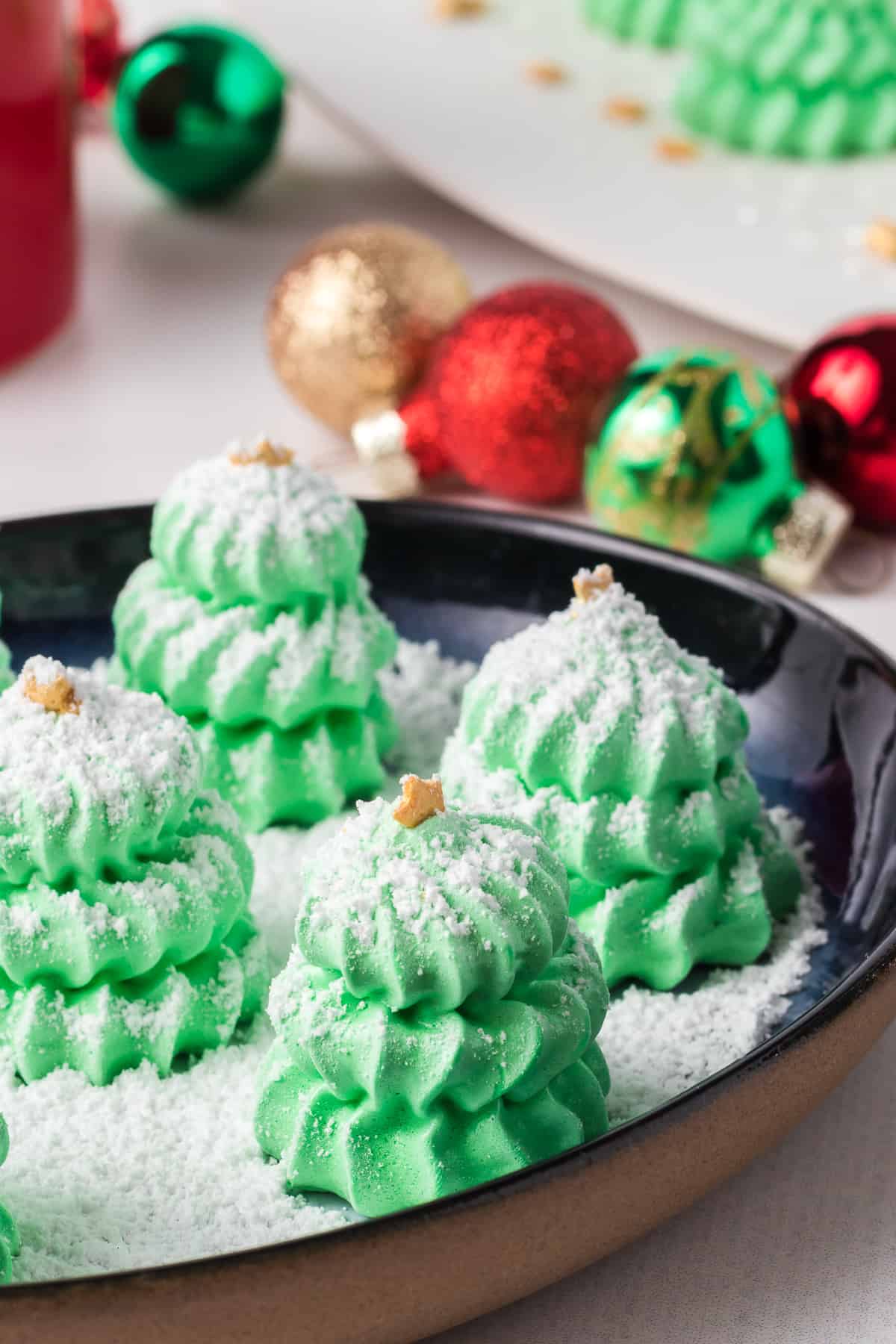 Easy Meringue Christmas Trees Days Of Baking And More