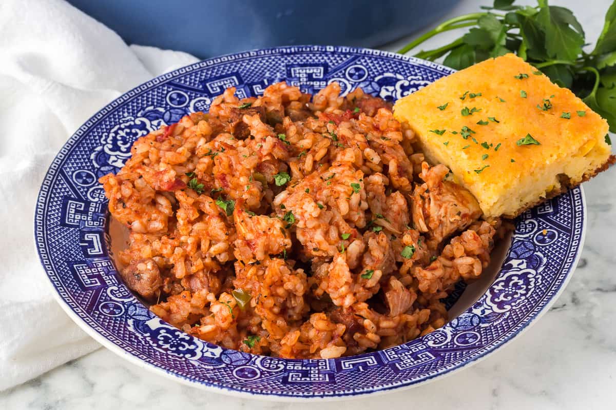 https://www.365daysofbakingandmore.com/wp-content/uploads/2012/03/Jambalaya-1-1.jpg