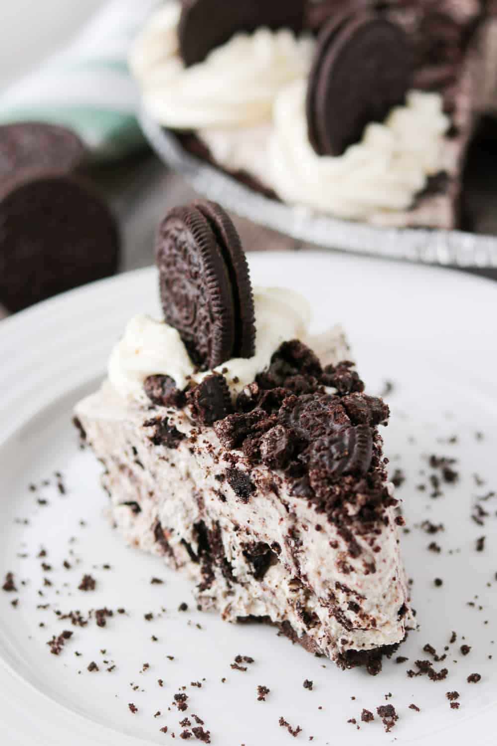 Cookies & Cream Pie - 365 Days of Baking and More