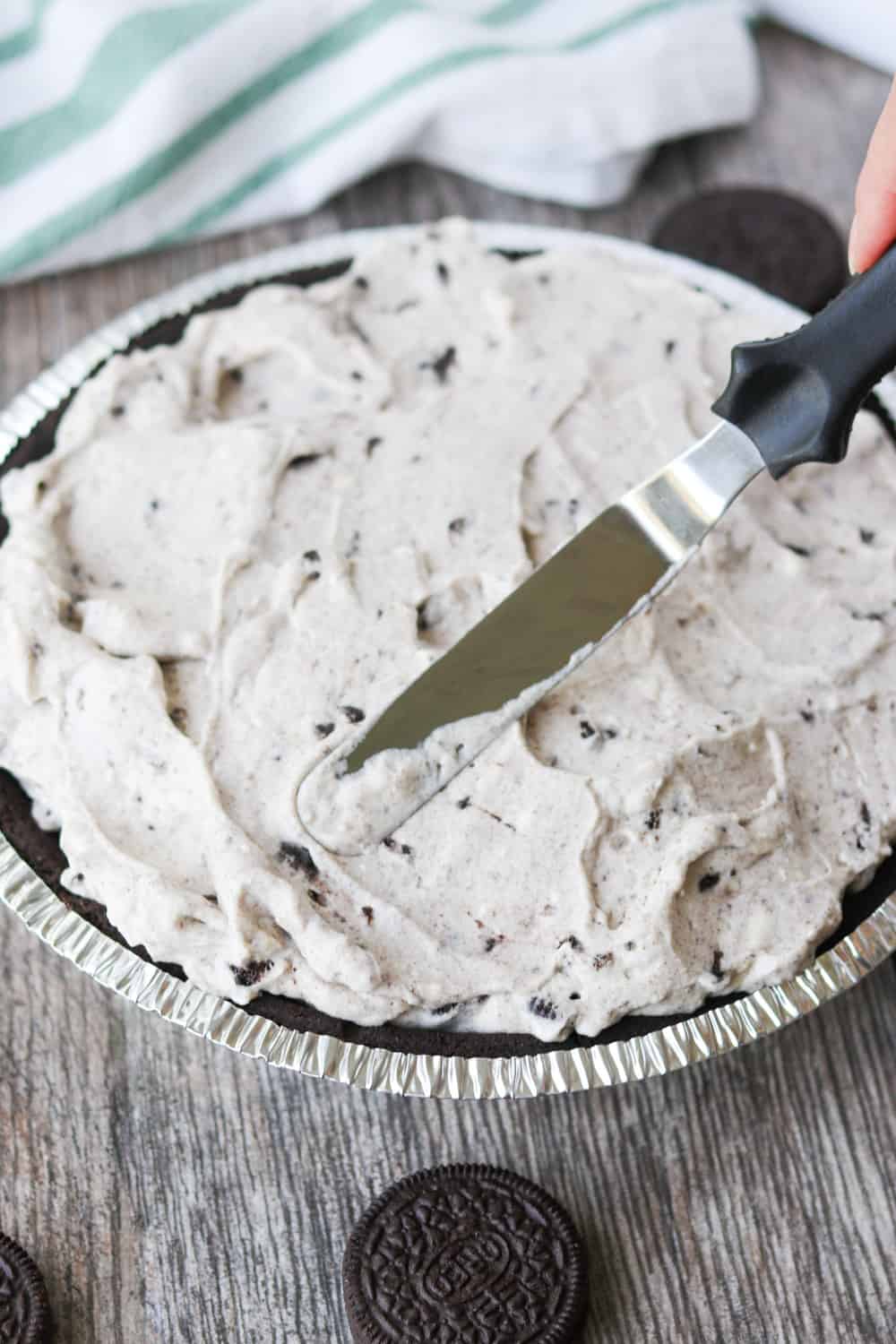 Cookies & Cream Pie - 365 Days of Baking and More