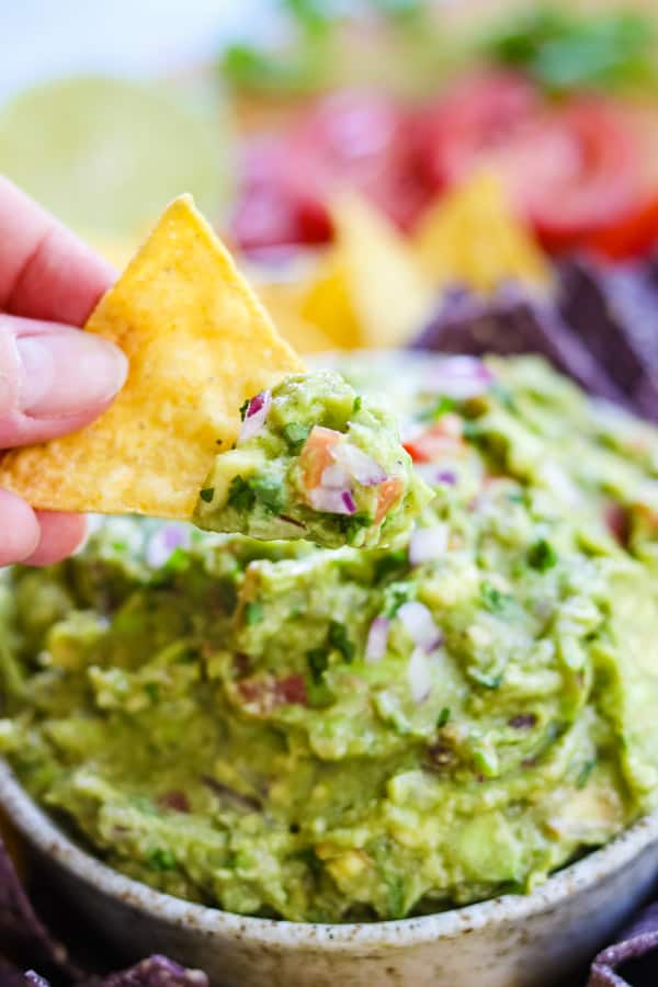 Homemade Easy Guacamole Recipe | 365 Days of Baking and More