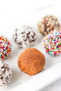 Dark Chocolate Truffles {Zero Sugar} | 365 Days of Baking and More