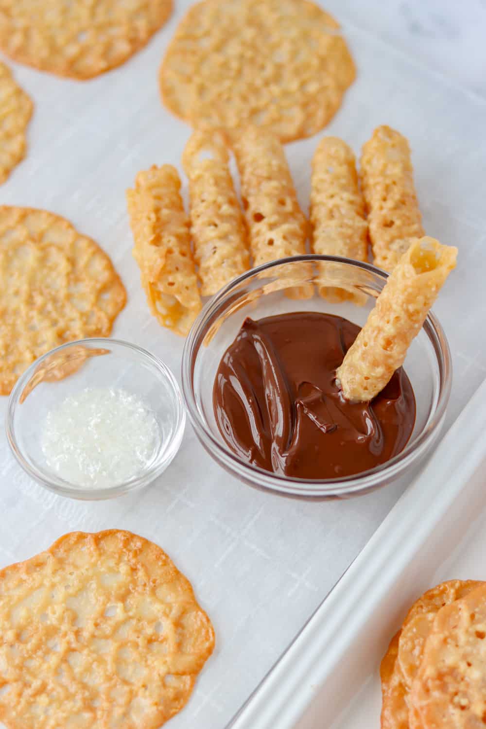 Easy Lace Cookies {Dip / Drizzle in chocolate} 365 Days of Baking