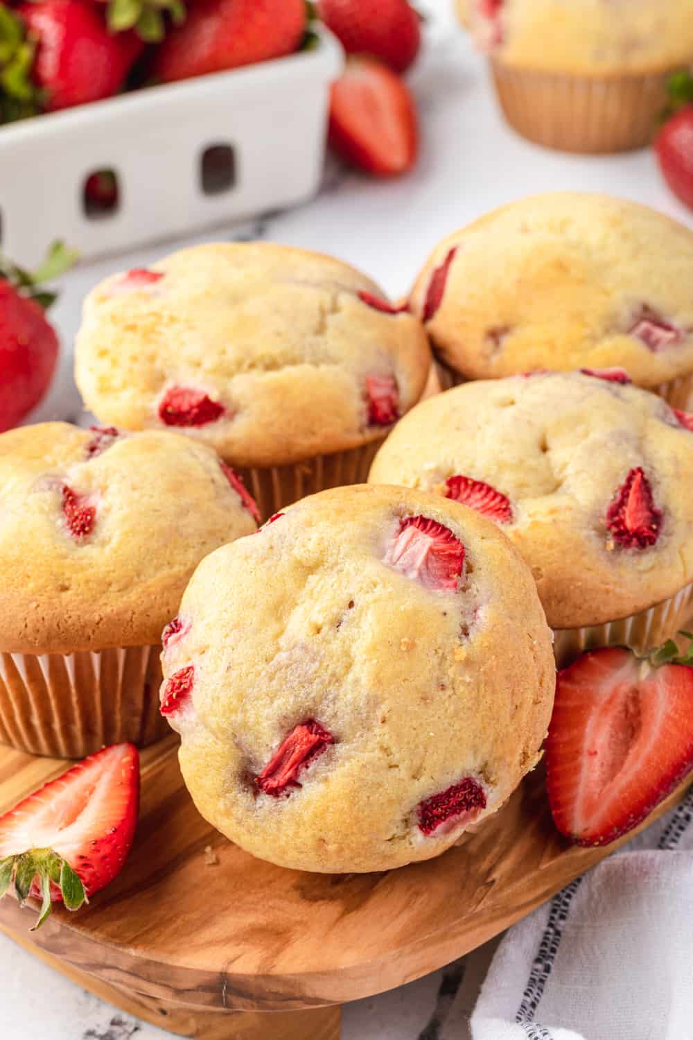 Easy Strawberry Muffins with Sour Cream