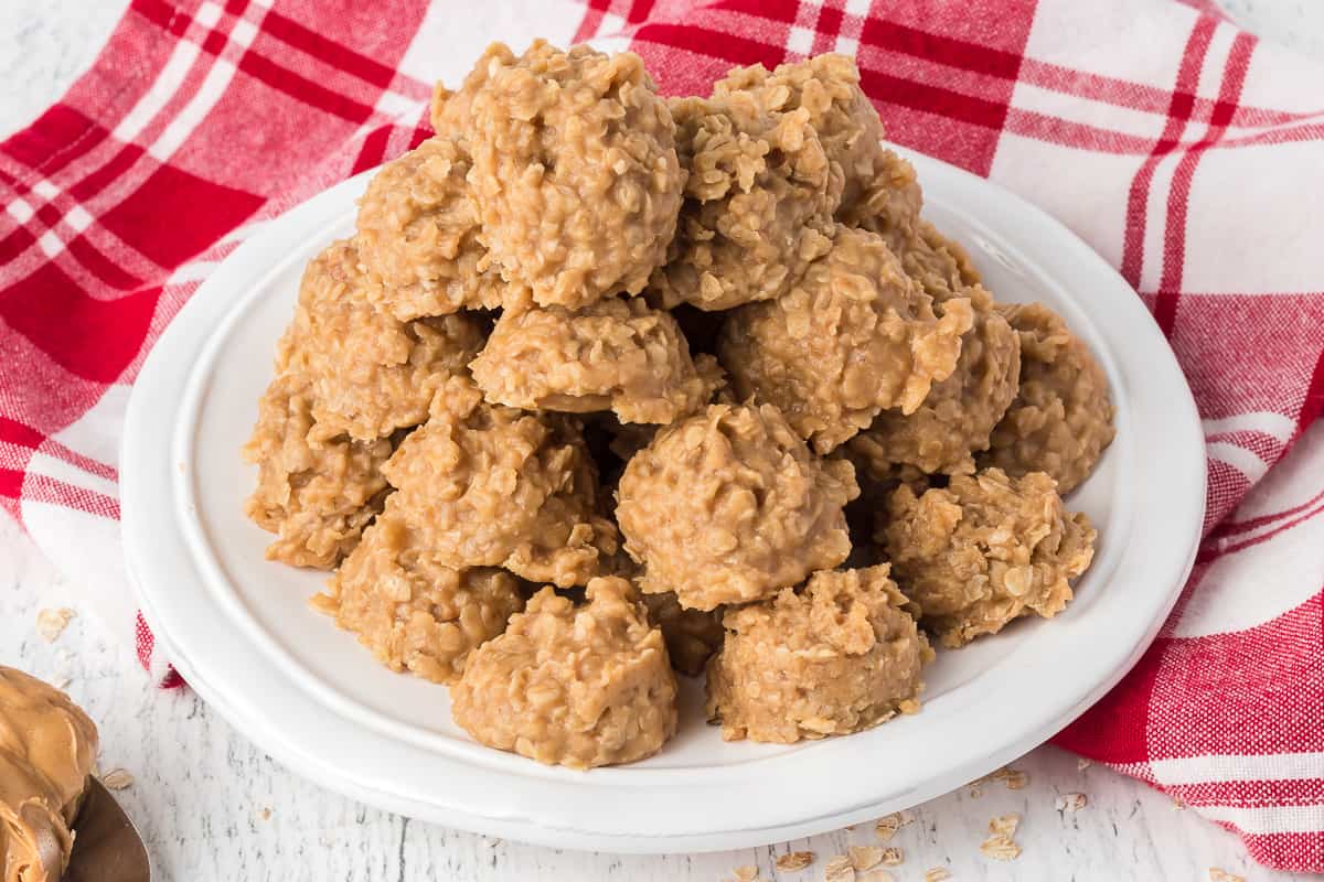 Easy Peanut Butter Cookies - Welcome To Nana's