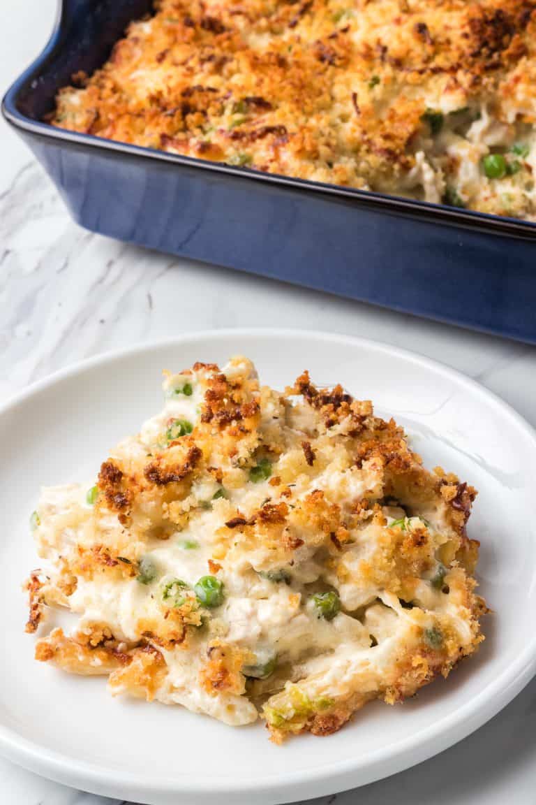 Easy Chicken Alfredo Casserole | 365 Days of Baking and More