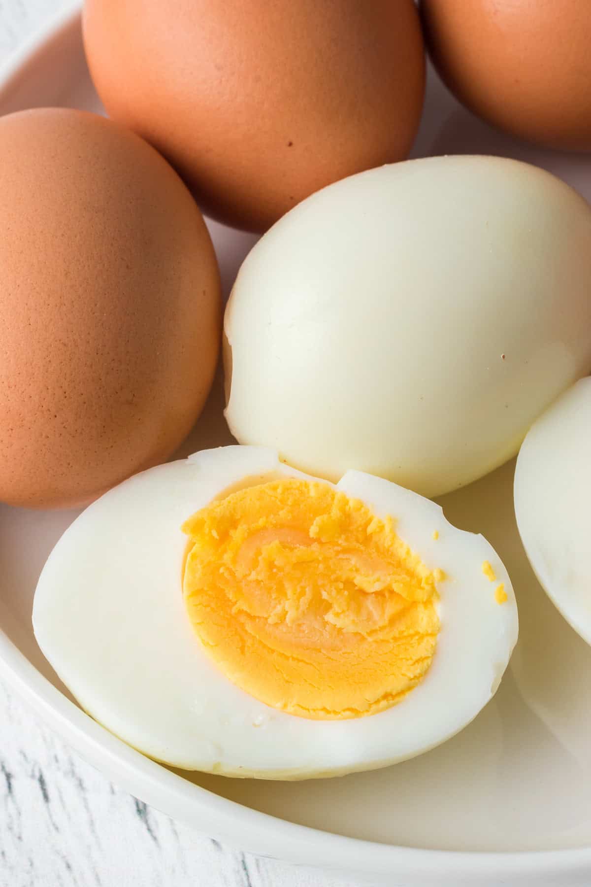 Cooking Laborious Boiled Eggs in an Air Fryer: A Foolproof Technique ...