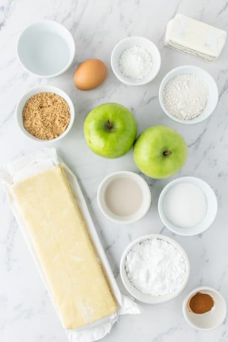 Ingredients for Apple Crumble Danish.