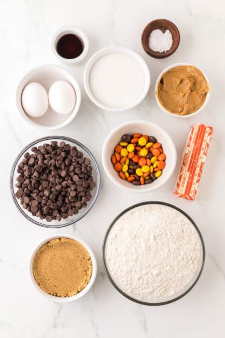 Ingredients for Reese's Cookie Cups.