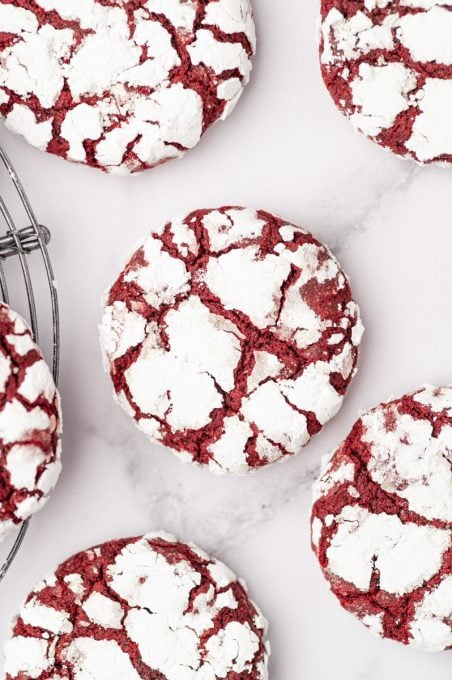 Crinkle Cookies with red velvet.